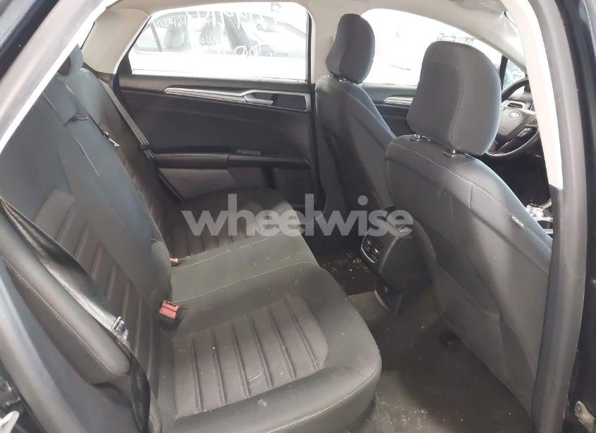 Photo 8 of 2020 Ford Fusion SE (VIN 3FA6P0HD9LR149787)