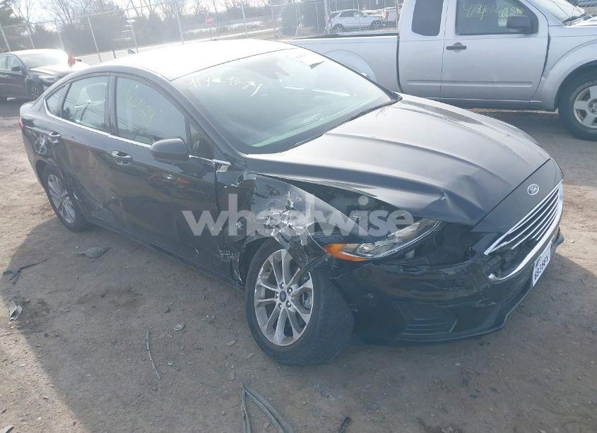 2020 Ford Fusion SE (VIN 3FA6P0HD9LR160241) main photo