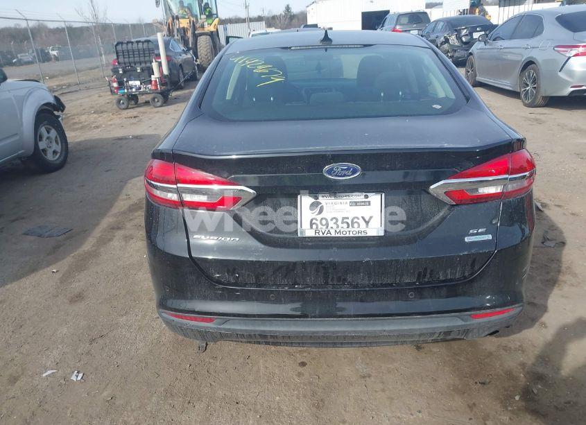 Photo 16 of 2020 Ford Fusion SE (VIN 3FA6P0HD9LR160241)