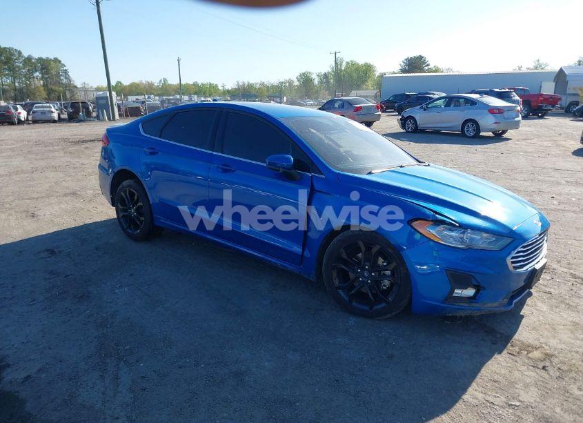 2020 Ford Fusion SE (VIN 3FA6P0HD9LR161924) main photo