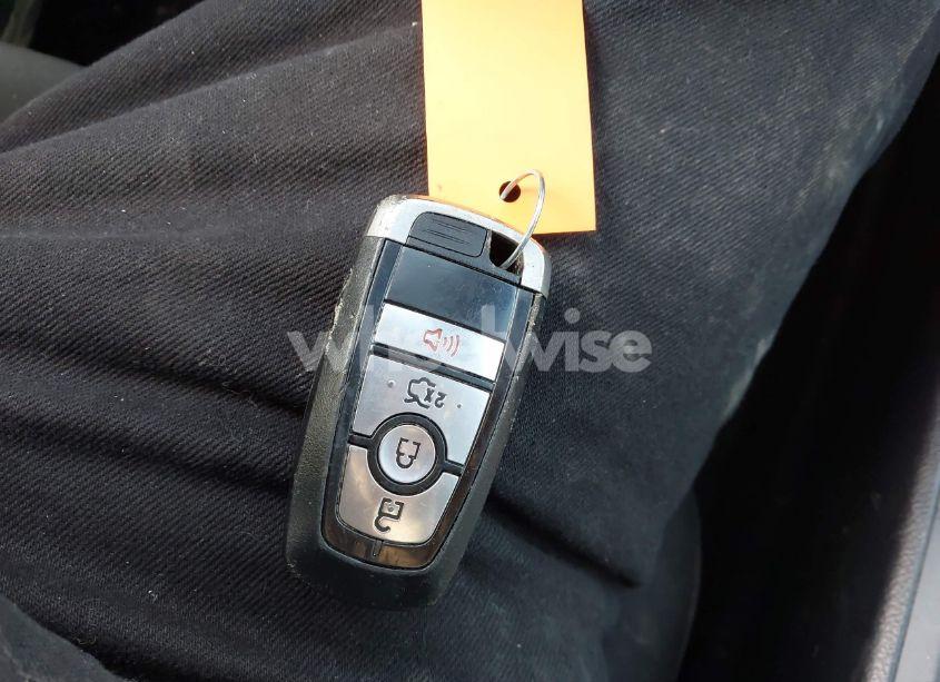 Photo 11 of 2020 Ford Fusion SE (VIN 3FA6P0HD9LR162345)