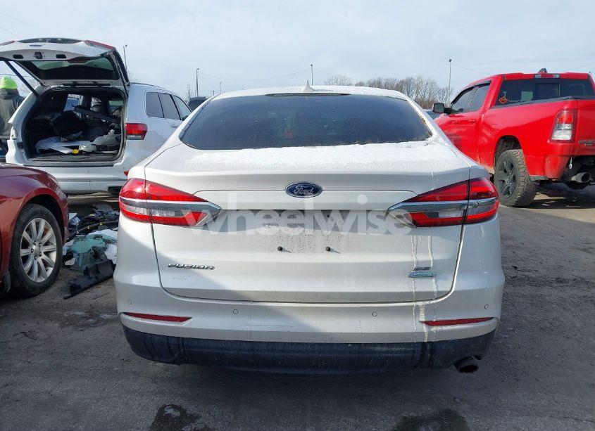 Photo 16 of 2020 Ford Fusion SE (VIN 3FA6P0HD9LR162345)