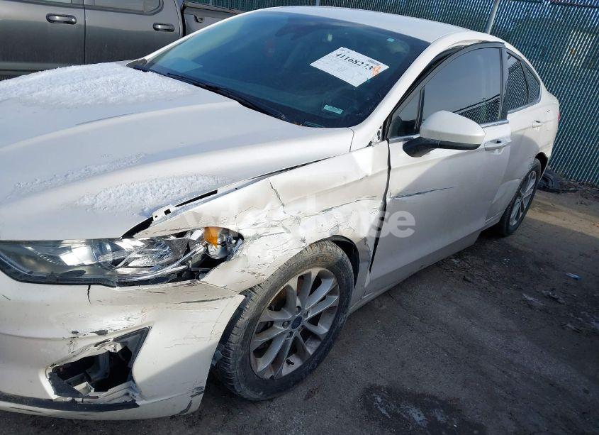 Photo 6 of 2020 Ford Fusion SE (VIN 3FA6P0HD9LR162345)