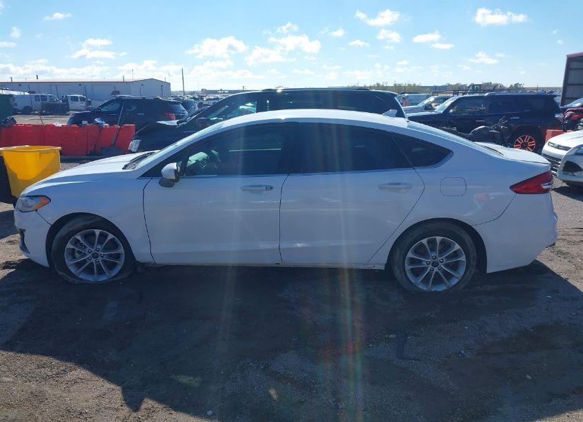 Photo 15 of 2020 Ford Fusion SE (VIN 3FA6P0HD9LR189769)
