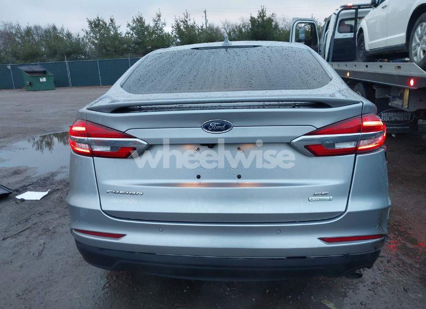 Photo 15 of 2020 Ford Fusion SE (VIN 3FA6P0HD9LR226755)