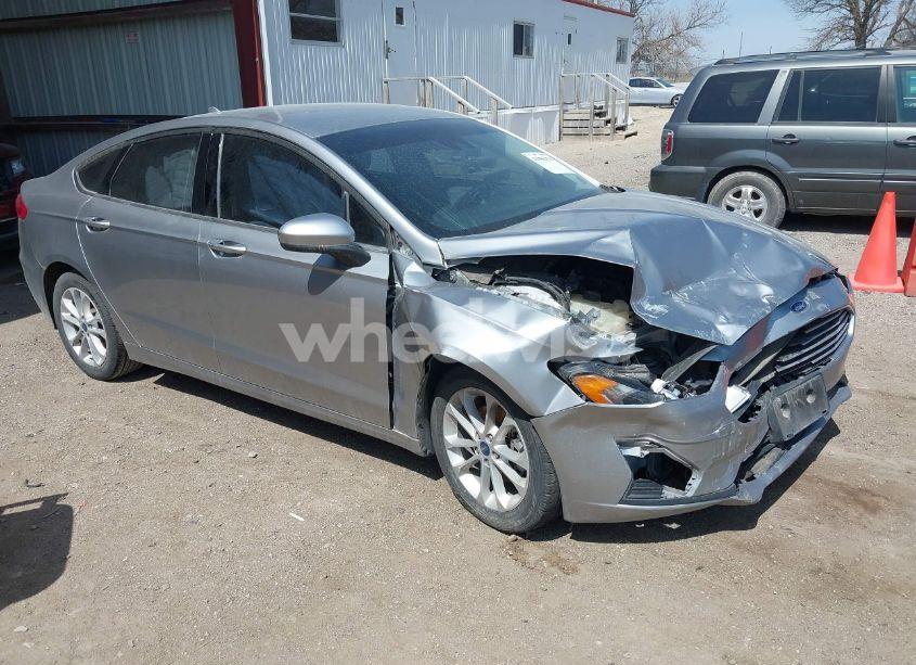 2020 Ford Fusion SE (VIN 3FA6P0HD9LR231471) main photo