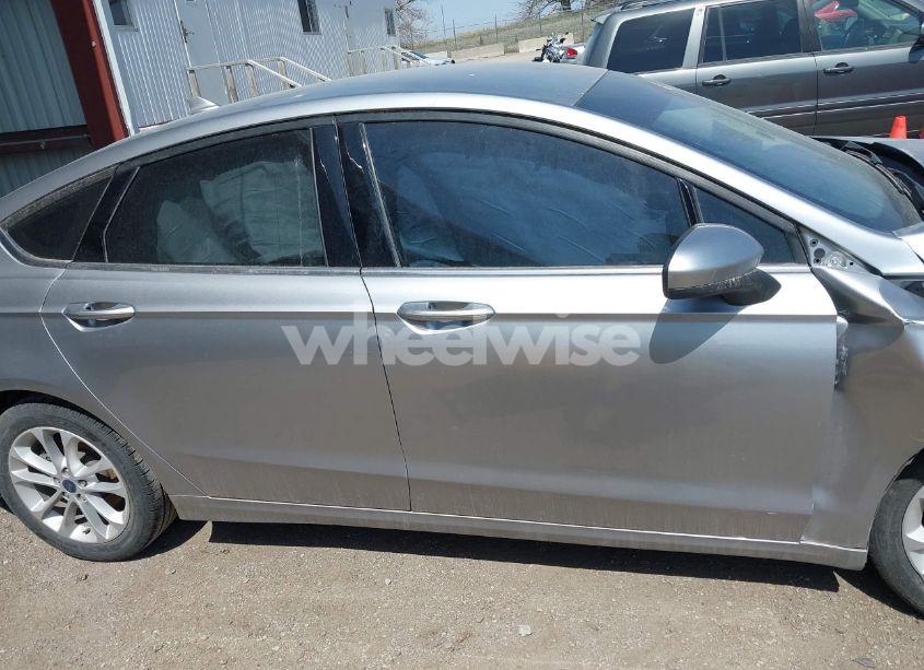 Photo 14 of 2020 Ford Fusion SE (VIN 3FA6P0HD9LR231471)