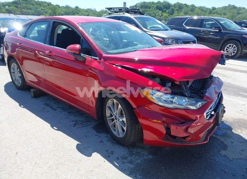2020 Ford Fusion SE (VIN 3FA6P0HD9LR252627) main photo