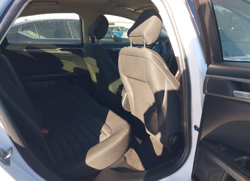 Photo 8 of 2020 Ford Fusion SE (VIN 3FA6P0HD9LR258900)