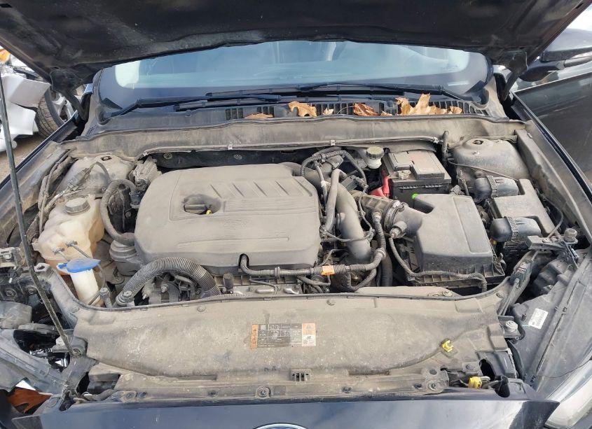 Photo 10 of 2014 Ford Fusion SE (VIN 3FA6P0HDXER111407)