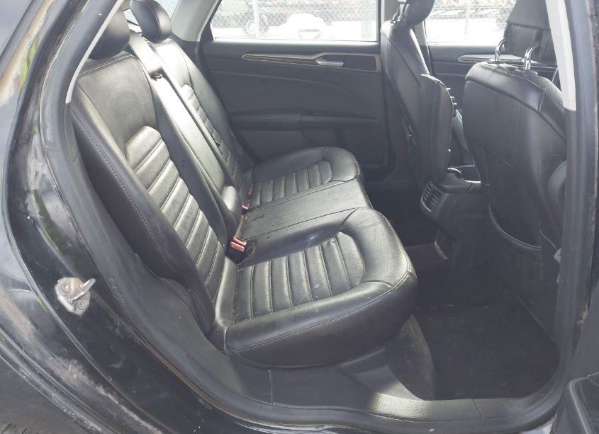 Photo 8 of 2014 Ford Fusion SE (VIN 3FA6P0HDXER111407)