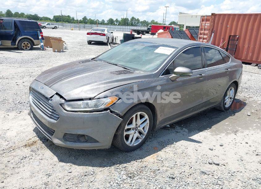 Photo 2 of 2014 Ford Fusion SE (VIN 3FA6P0HDXER160073)