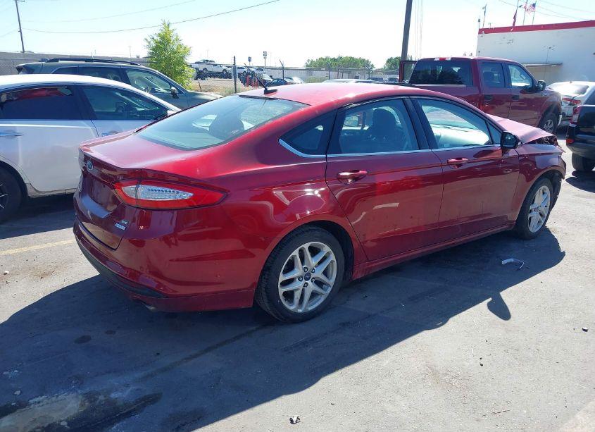 Photo 4 of 2014 Ford Fusion SE (VIN 3FA6P0HDXER163796)
