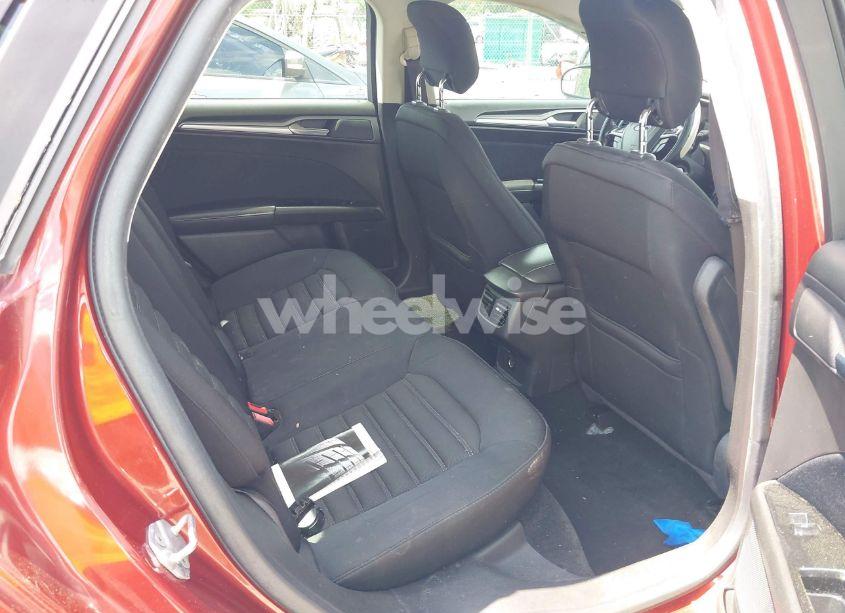 Photo 8 of 2014 Ford Fusion SE (VIN 3FA6P0HDXER172465)