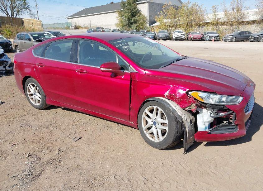 2014 Ford Fusion SE (VIN 3FA6P0HDXER237539) main photo