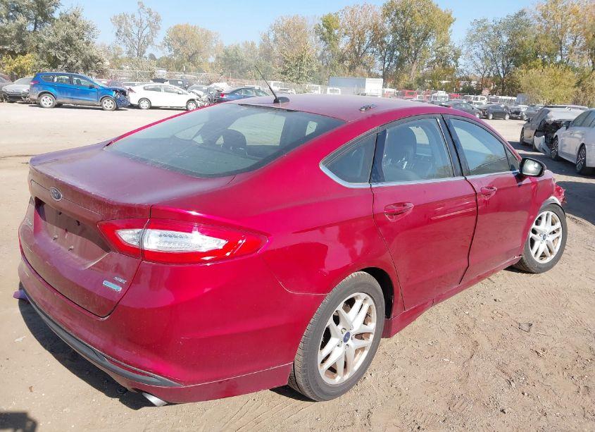 Photo 4 of 2014 Ford Fusion SE (VIN 3FA6P0HDXER237539)