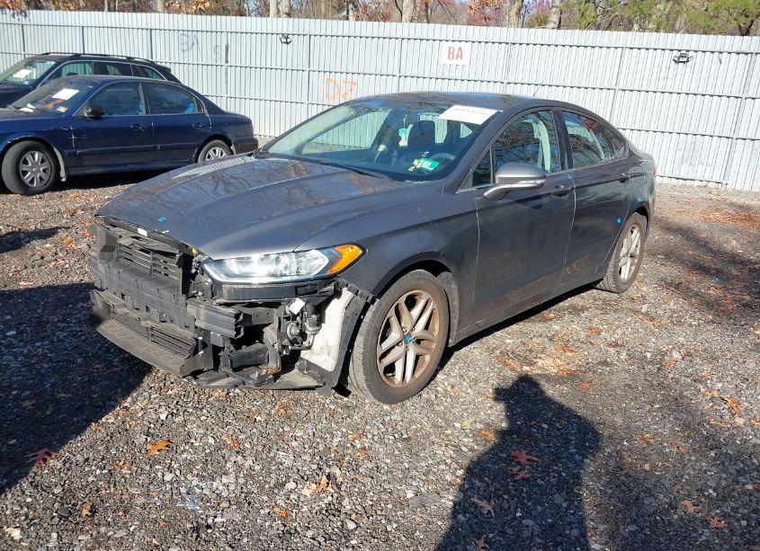 Photo 2 of 2014 Ford Fusion SE (VIN 3FA6P0HDXER246788)