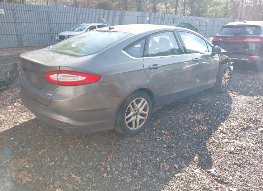 Photo 4 of 2014 Ford Fusion SE (VIN 3FA6P0HDXER246788)