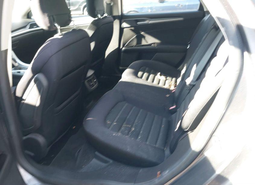 Photo 8 of 2014 Ford Fusion SE (VIN 3FA6P0HDXER246788)