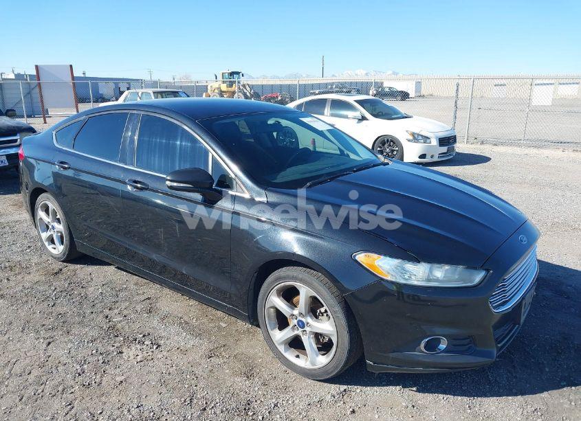 2014 Ford Fusion SE (VIN 3FA6P0HDXER280942) main photo