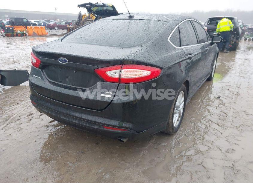 Photo 4 of 2014 Ford Fusion SE (VIN 3FA6P0HDXER300493)