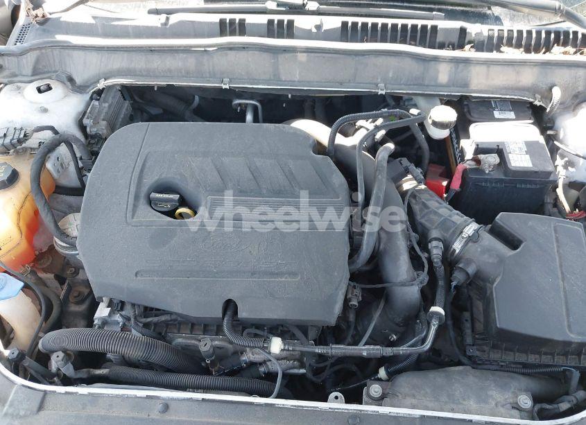 Photo 10 of 2014 Ford Fusion SE (VIN 3FA6P0HDXER313034)