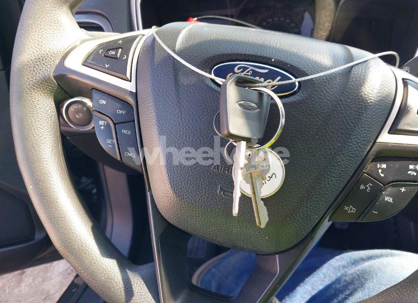 Photo 11 of 2014 Ford Fusion SE (VIN 3FA6P0HDXER316810)