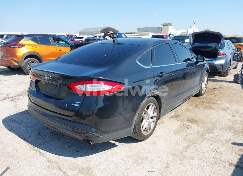 Photo 4 of 2014 Ford Fusion SE (VIN 3FA6P0HDXER316810)
