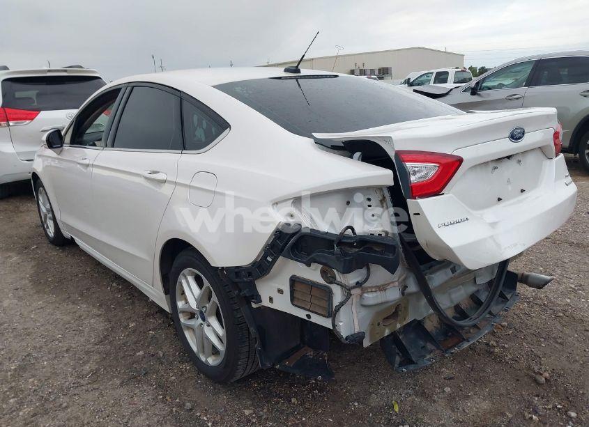 Photo 3 of 2014 Ford Fusion SE (VIN 3FA6P0HDXER391796)