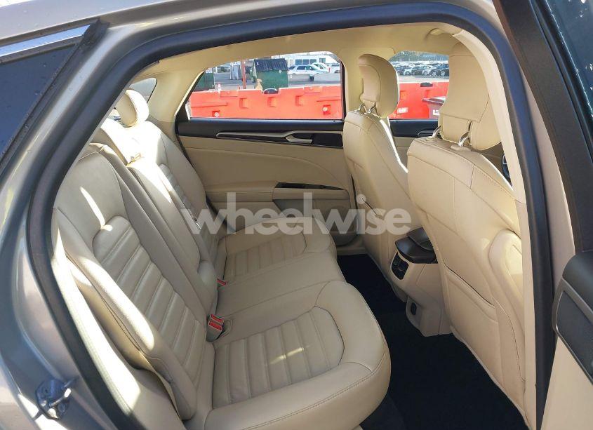 Photo 8 of 2015 Ford Fusion SE (VIN 3FA6P0HDXFR106080)