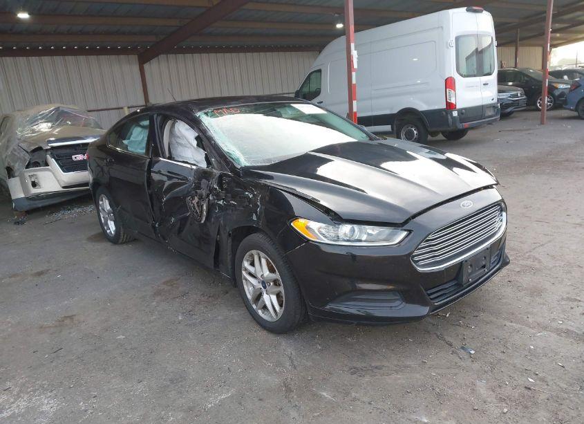 2015 Ford Fusion SE (VIN 3FA6P0HDXFR115197) main photo