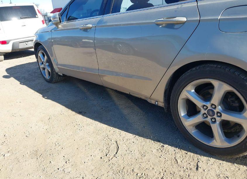 Photo 14 of 2015 Ford Fusion SE (VIN 3FA6P0HDXFR169289)