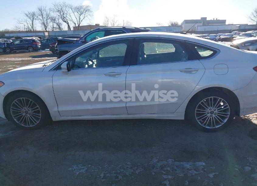 Photo 14 of 2015 Ford Fusion SE (VIN 3FA6P0HDXFR176534)