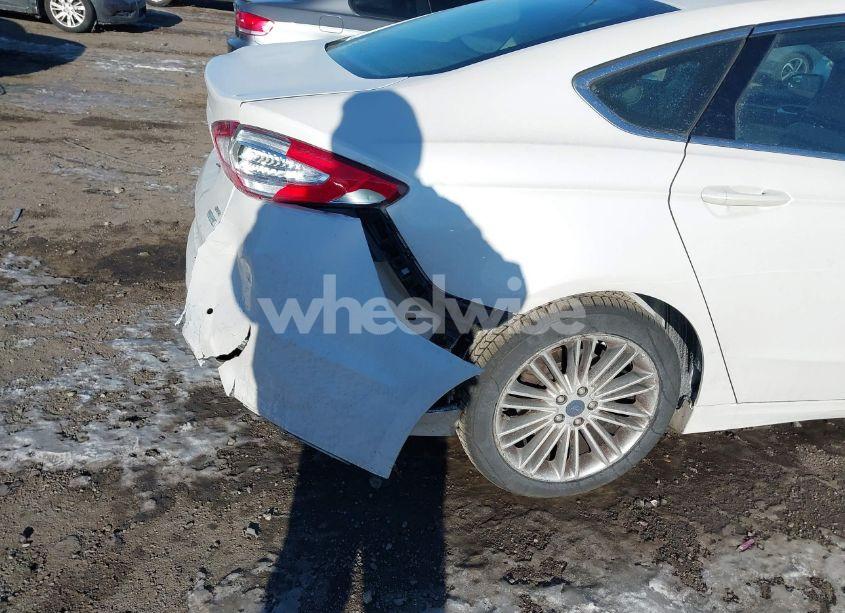 Photo 6 of 2015 Ford Fusion SE (VIN 3FA6P0HDXFR176534)