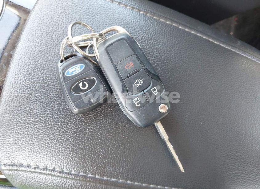 Photo 11 of 2015 Ford Fusion SE (VIN 3FA6P0HDXFR205143)