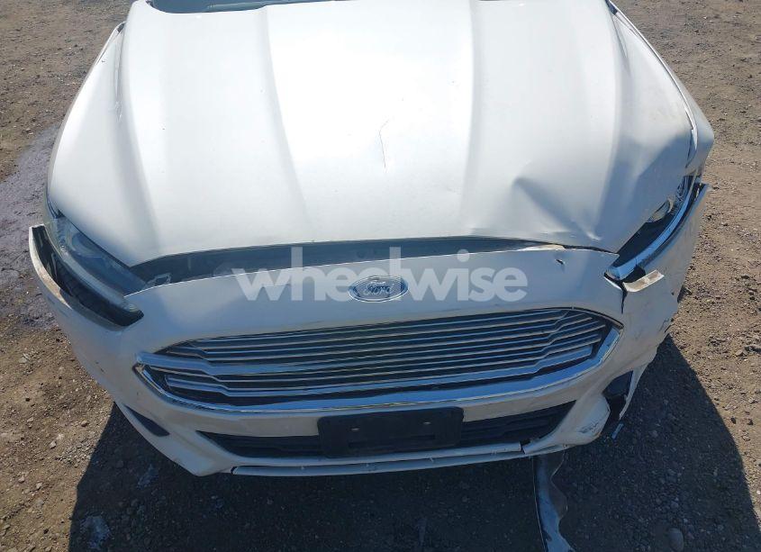 Photo 6 of 2015 Ford Fusion SE (VIN 3FA6P0HDXFR217826)