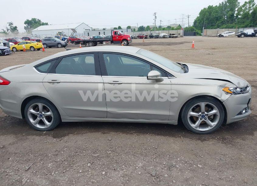 Photo 13 of 2015 Ford Fusion SE (VIN 3FA6P0HDXFR262670)