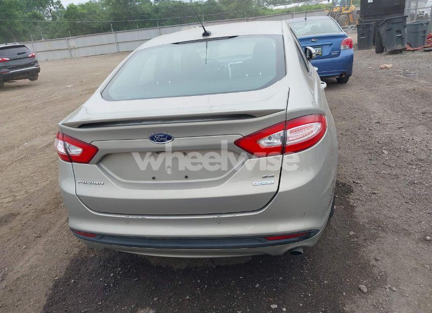 Photo 16 of 2015 Ford Fusion SE (VIN 3FA6P0HDXFR262670)