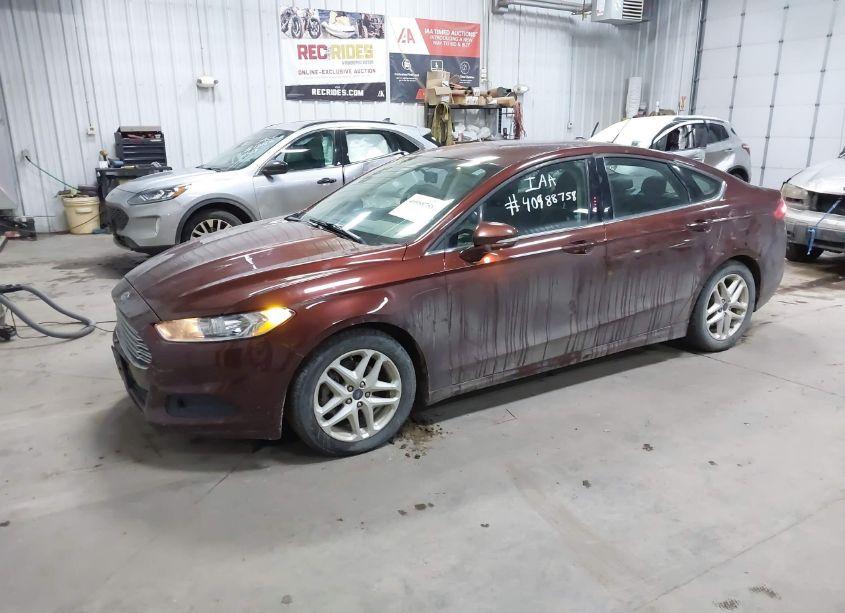 Photo 2 of 2015 Ford Fusion SE (VIN 3FA6P0HDXFR305498)