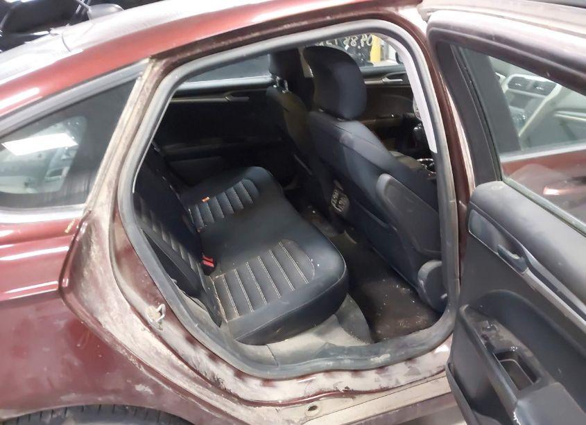 Photo 8 of 2015 Ford Fusion SE (VIN 3FA6P0HDXFR305498)