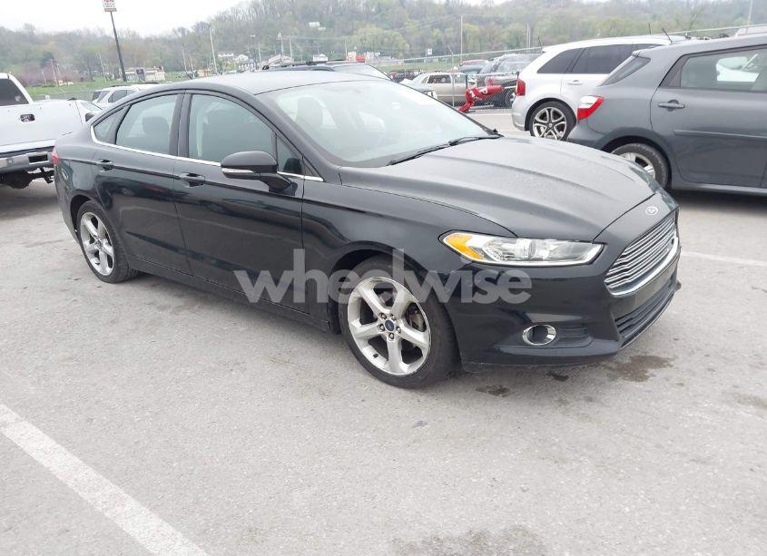 2016 Ford Fusion SE (VIN 3FA6P0HDXGR105545) main photo