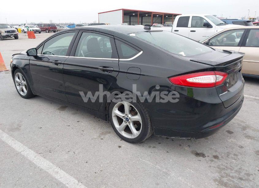 Photo 3 of 2016 Ford Fusion SE (VIN 3FA6P0HDXGR105545)