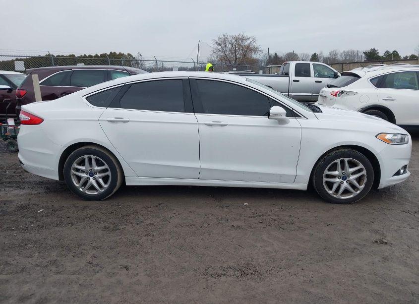 Photo 13 of 2016 Ford Fusion SE (VIN 3FA6P0HDXGR169200)