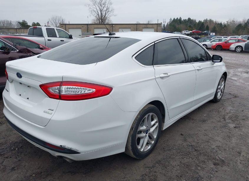 Photo 4 of 2016 Ford Fusion SE (VIN 3FA6P0HDXGR169200)