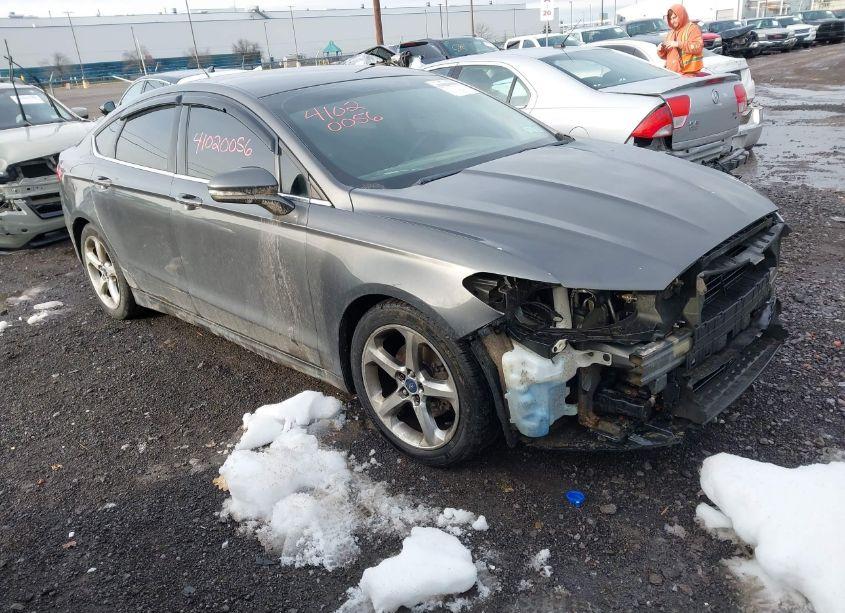 2016 Ford Fusion SE (VIN 3FA6P0HDXGR190113) main photo