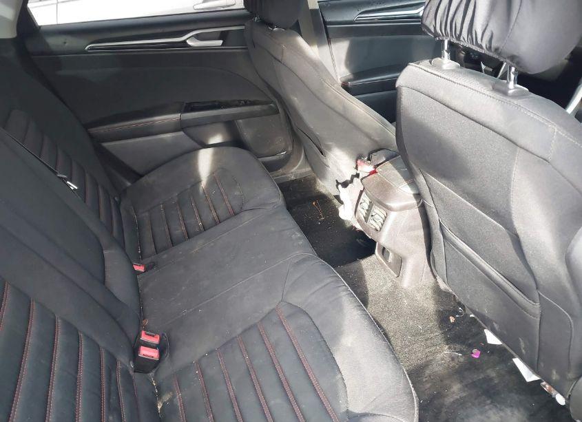 Photo 8 of 2016 Ford Fusion SE (VIN 3FA6P0HDXGR190113)