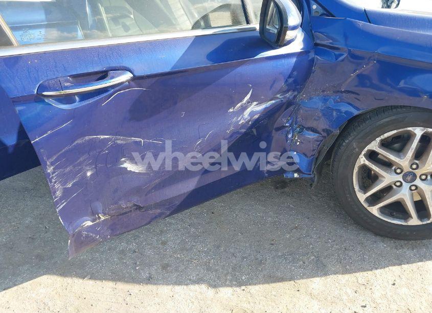 Photo 6 of 2016 Ford Fusion SE (VIN 3FA6P0HDXGR211624)