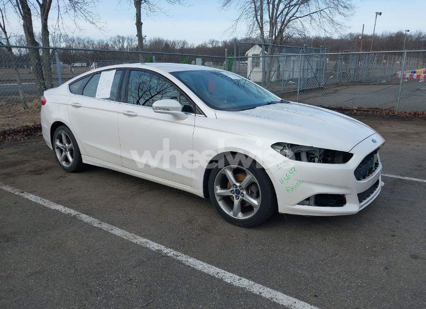 2016 Ford Fusion SE (VIN 3FA6P0HDXGR242985) main photo