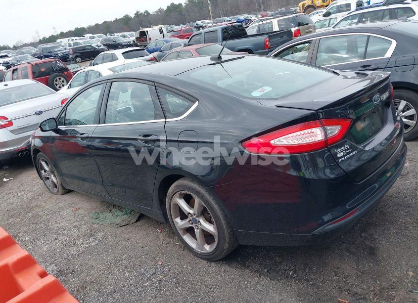 Photo 3 of 2016 Ford Fusion SE (VIN 3FA6P0HDXGR273539)