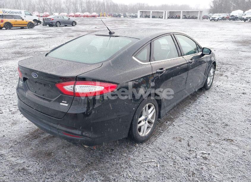 Photo 4 of 2016 Ford Fusion SE (VIN 3FA6P0HDXGR285514)